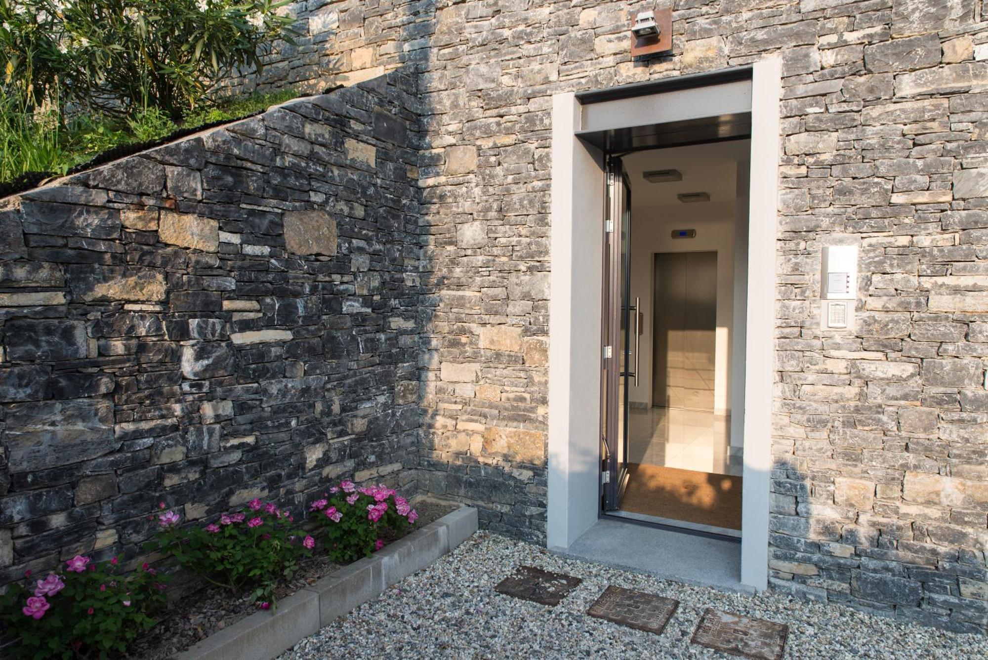 Residenza Luigina Apartamento Varenna Exterior foto