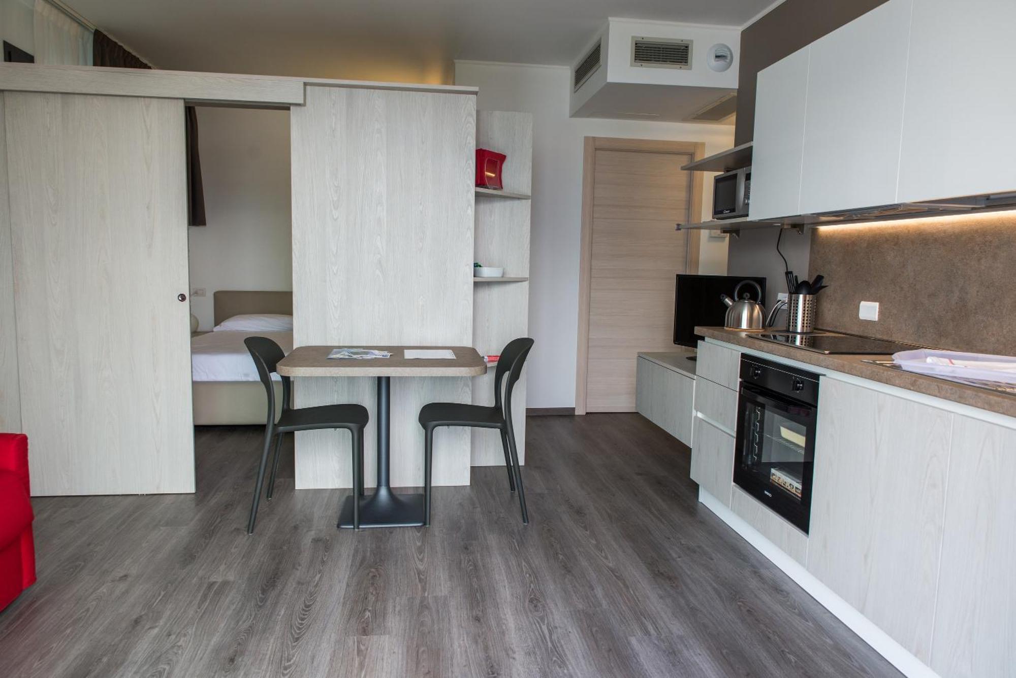 Residenza Luigina Apartamento Varenna Quarto foto