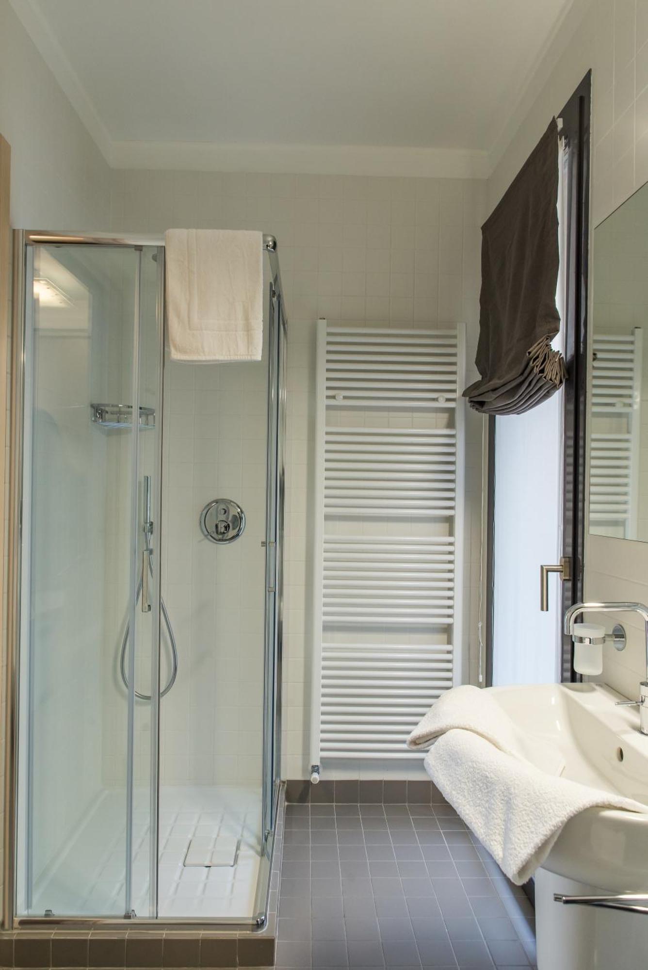Residenza Luigina Apartamento Varenna Quarto foto