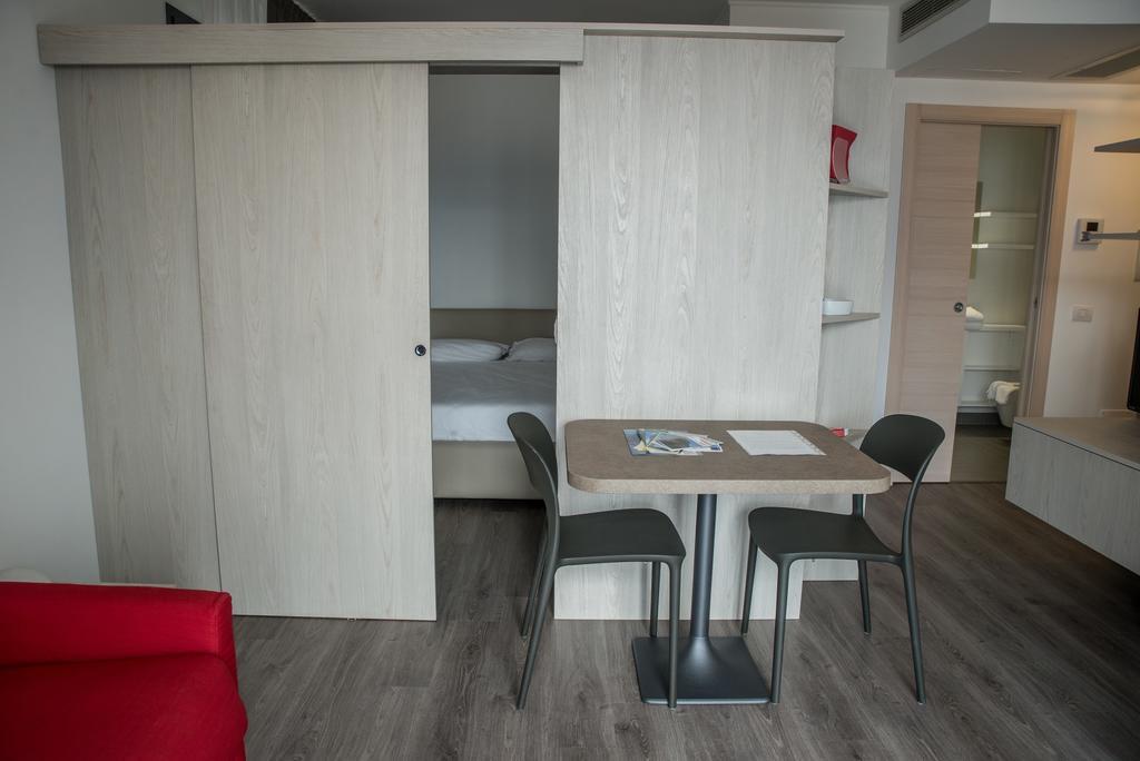 Residenza Luigina Apartamento Varenna Quarto foto