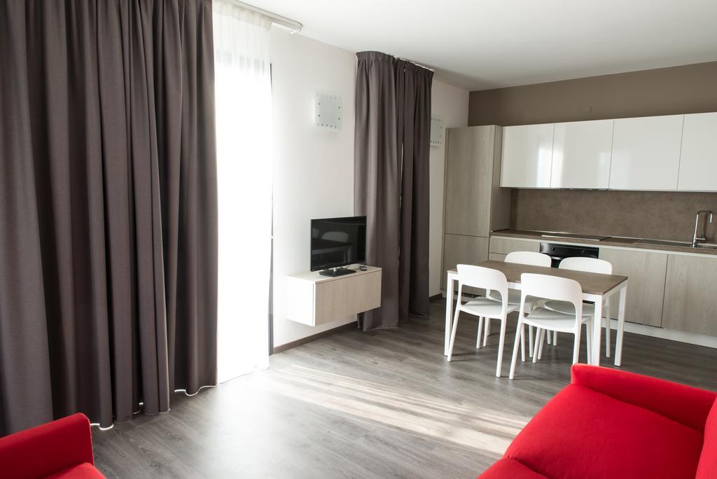 Residenza Luigina Apartamento Varenna Quarto foto