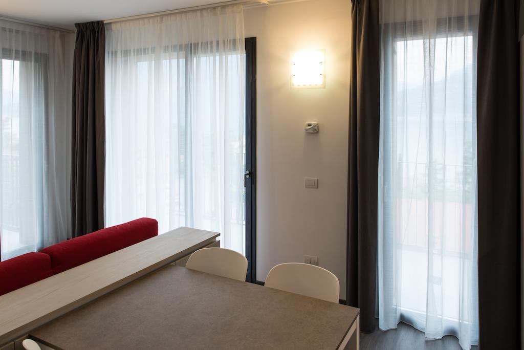 Residenza Luigina Apartamento Varenna Quarto foto
